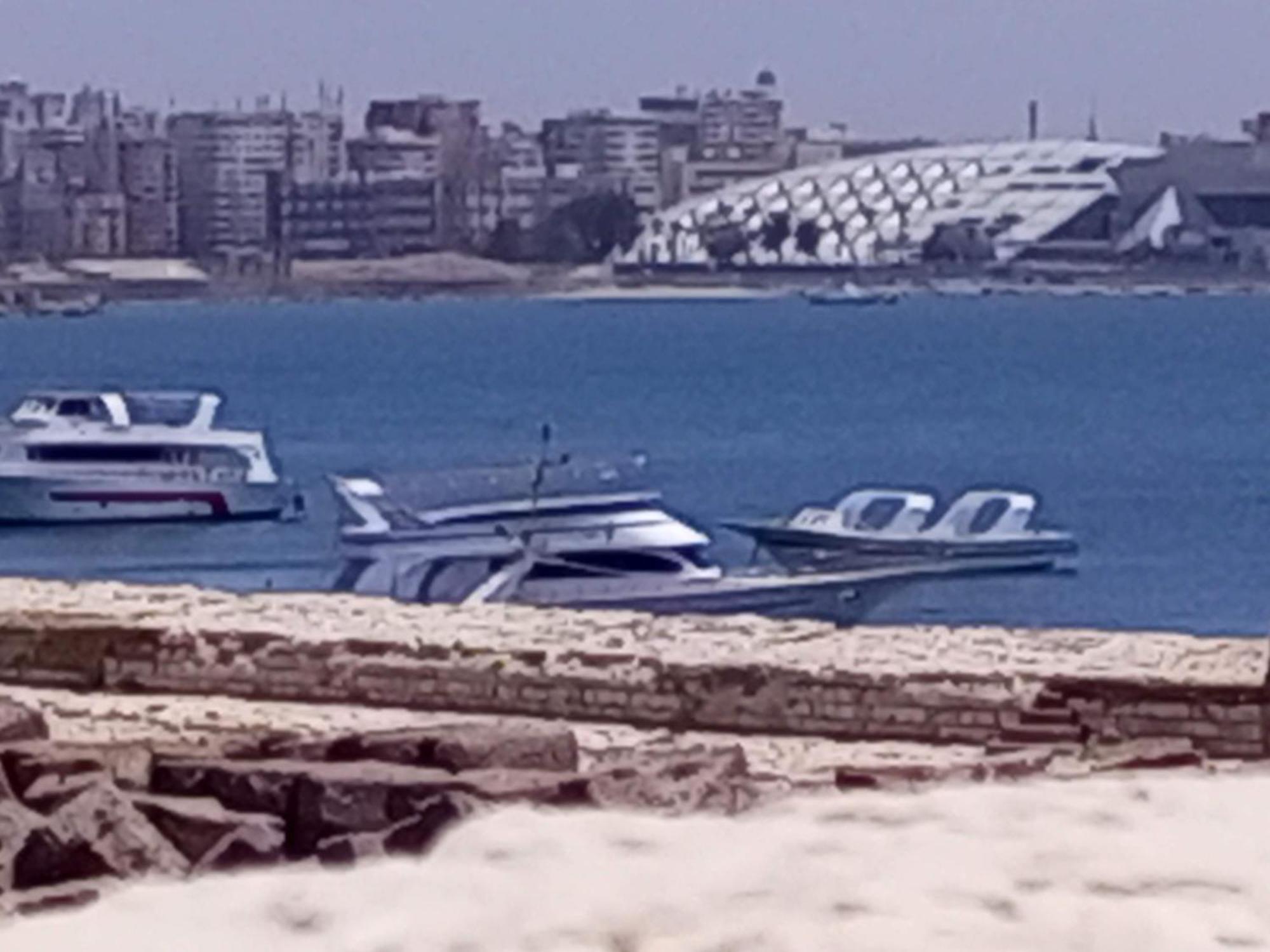 Fayrouzat Almndra Near The Sea With Garden View Lägenhet Alexandria Exteriör bild